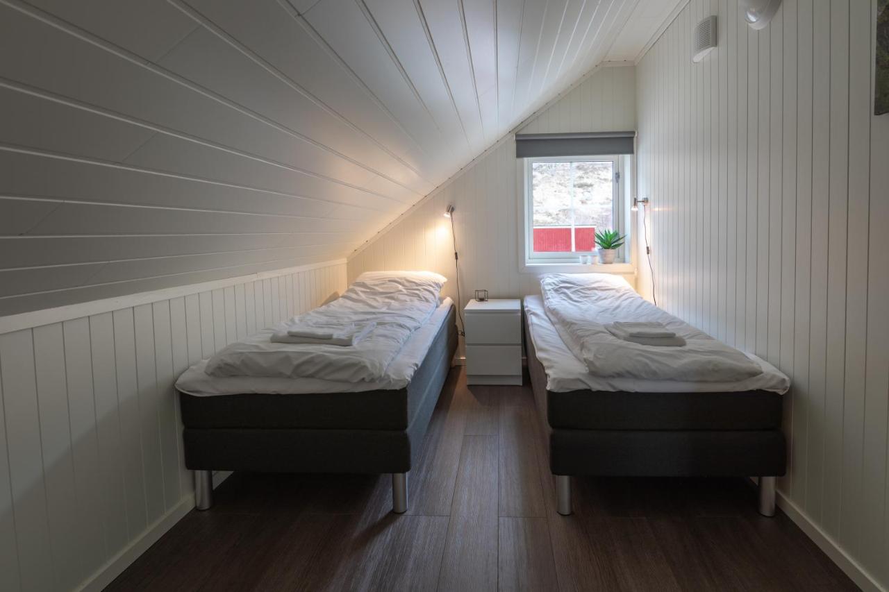 Lofoten Rorbu Lodge Offersoya Exterior photo