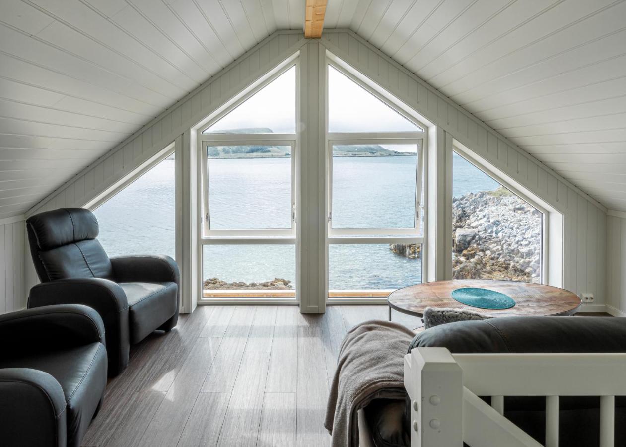 Lofoten Rorbu Lodge Offersoya Exterior photo
